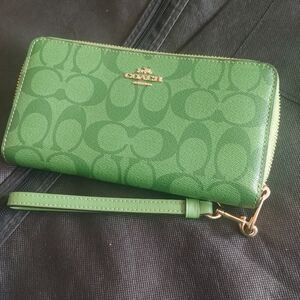 Coach Long Zip Around Wallet In Signature Canvas